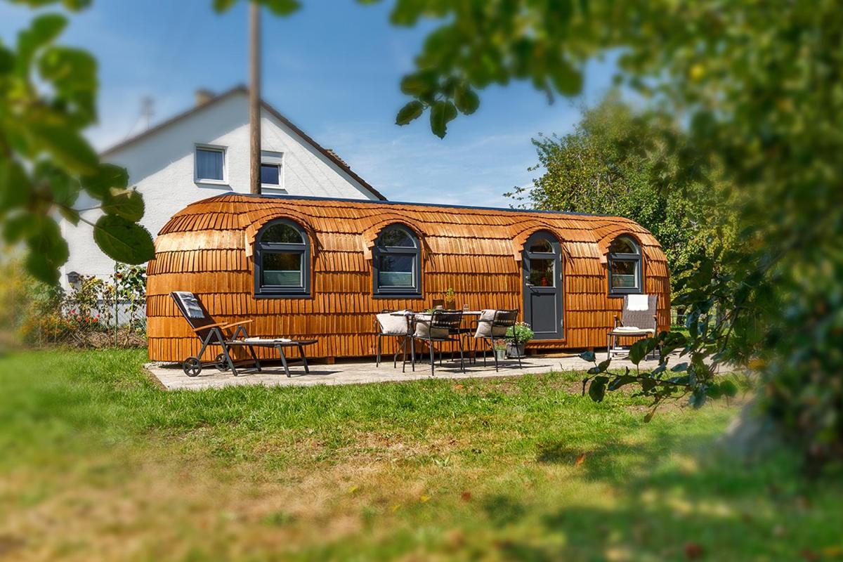 Auszeitgarten - Urlaub Im Tinyhaus Im Herzen Von Oberschwaben Aulendorf Kültér fotó